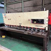 Komatsu (13 mm) Hydraulic Shearing Machine, HGS-1330 (1997)