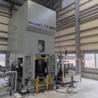 Komatsu (300 ton) Servo Press, L1B300-BM (2020)
